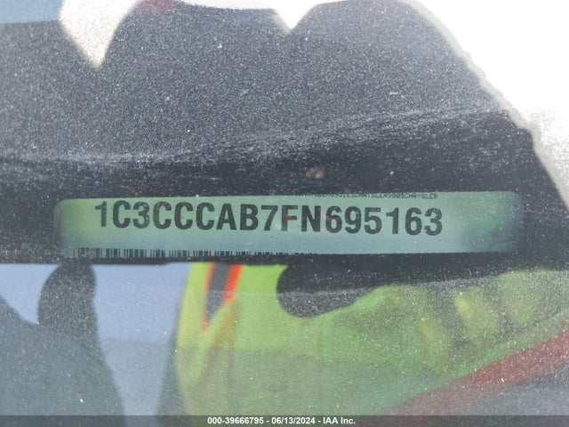 1C3CCCAB7FN695163 Chrysler 200 Limited