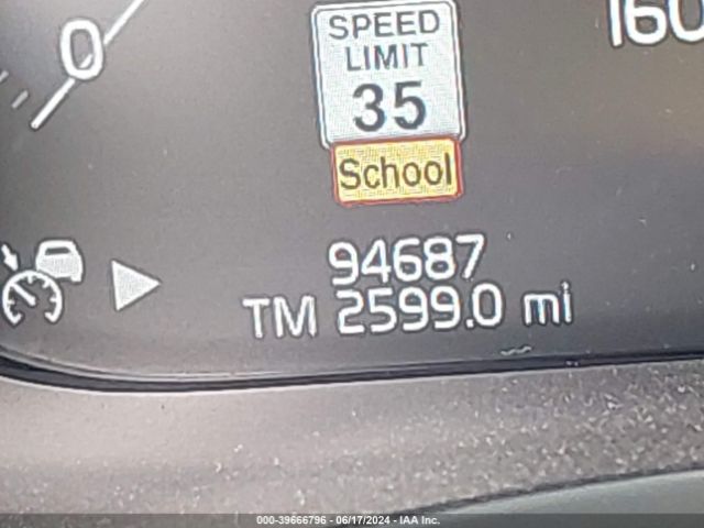 LYV102RLXJB118476 Volvo Xc60 T5 Inscription