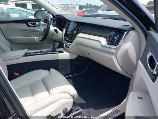 LYV102RLXJB118476 Volvo Xc60 T5 Inscription