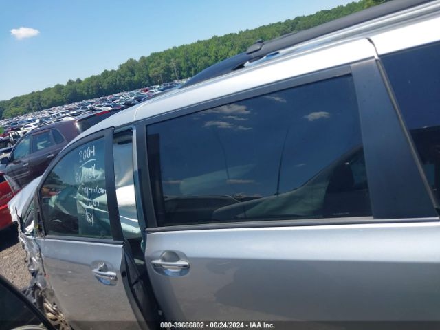5TDYK3DC8GS722004 Toyota Sienna Xle Premium 8 Passenger