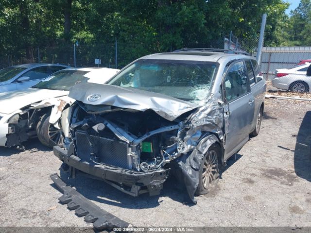 5TDYK3DC8GS722004 Toyota Sienna Xle Premium 8 Passenger