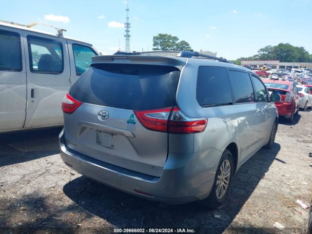 5TDYK3DC8GS722004 Toyota Sienna Xle Premium 8 Passenger