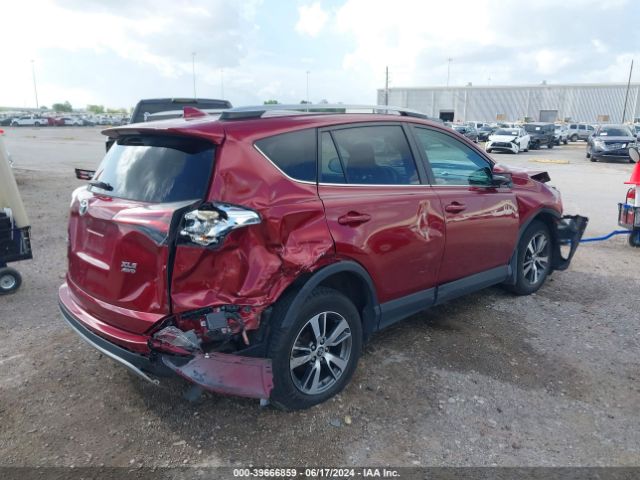 2T3RFREV9JW844145 Toyota Rav4 Xle