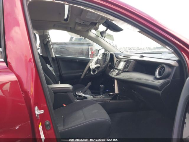2T3RFREV9JW844145 Toyota Rav4 Xle