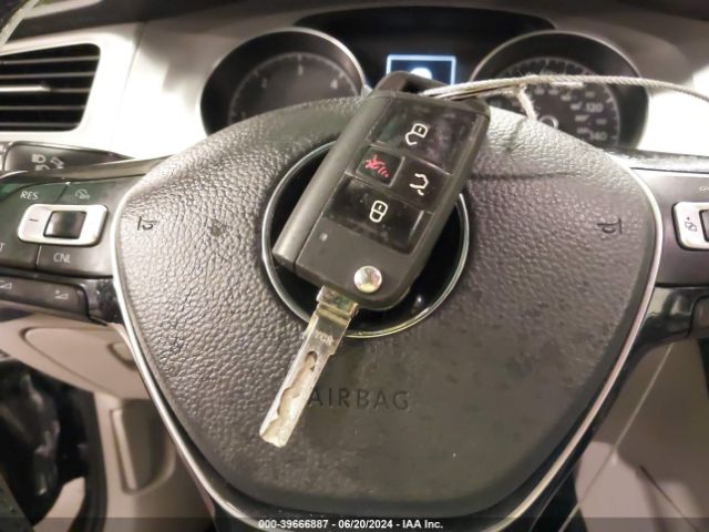 3VWRA7AU3FM064437 Volkswagen Golf Tdi S 4-door