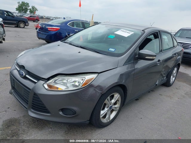 Ford FOCUS SE 2014 1FADP3F27EL161240 Image 2