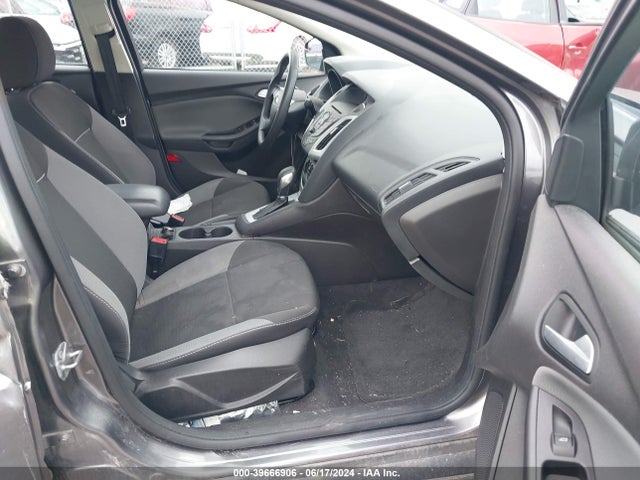 Ford FOCUS SE 2014 1FADP3F27EL161240 Image 5