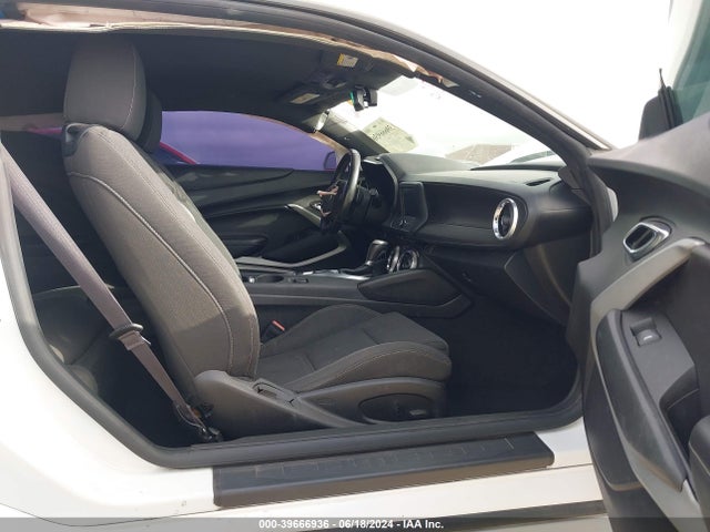 Chevrolet Camaro 1lt 2016 1G1FB1RS5G0143298 Image 5