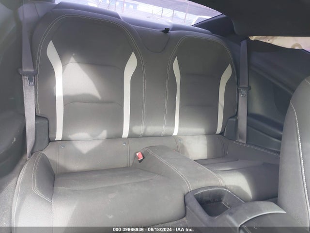 Chevrolet Camaro 1lt 2016 1G1FB1RS5G0143298 Image 8