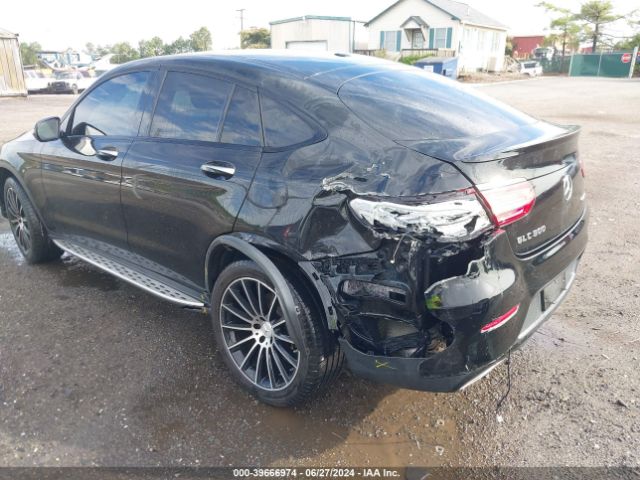 WDC0J4KB2JF427675 Mercedes-Benz Glc 300 Coupe 4matic