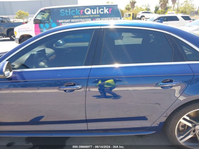 WAUENAF40JA232792 Audi A4 2.0t Premium/2.0t Tech Premium