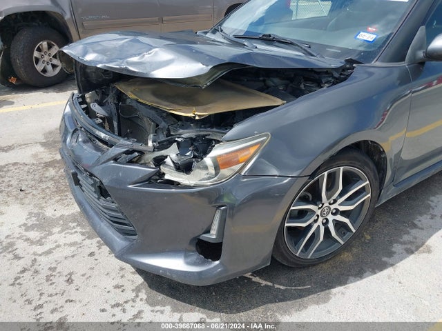 JTKJF5C71E3068833 Scion TC