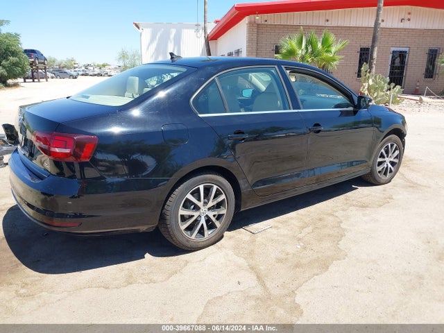 3VWDB7AJ0JM206829 Volkswagen Jetta 1.4t Se/1.4t Wolfsburg Edition