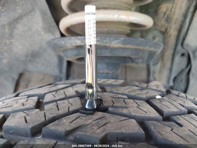 Toyota Rav4 Xle 2019 2T3P1RFV1KC031602 Image 17