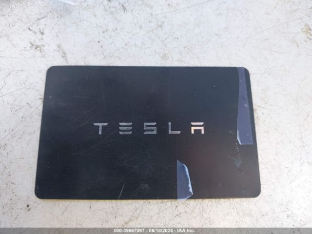 5YJ3E1EAXNF305827 Tesla Model 3 Rear-wheel Drive