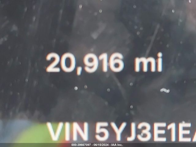 5YJ3E1EAXNF305827 Tesla Model 3 Rear-wheel Drive