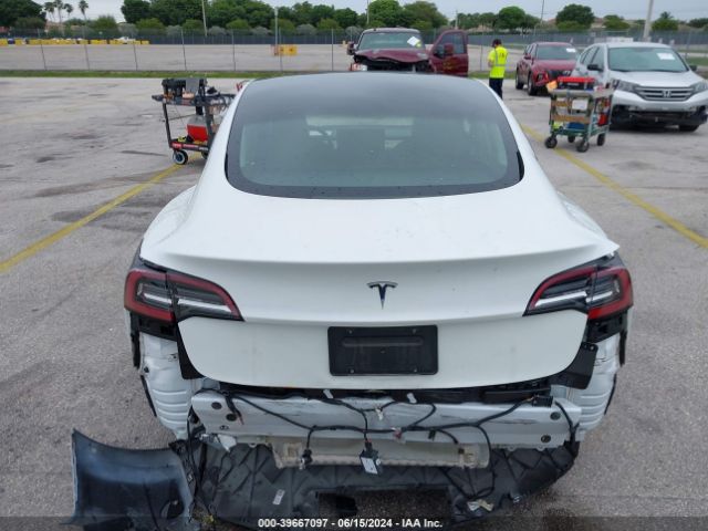 5YJ3E1EAXNF305827 Tesla Model 3 Rear-wheel Drive