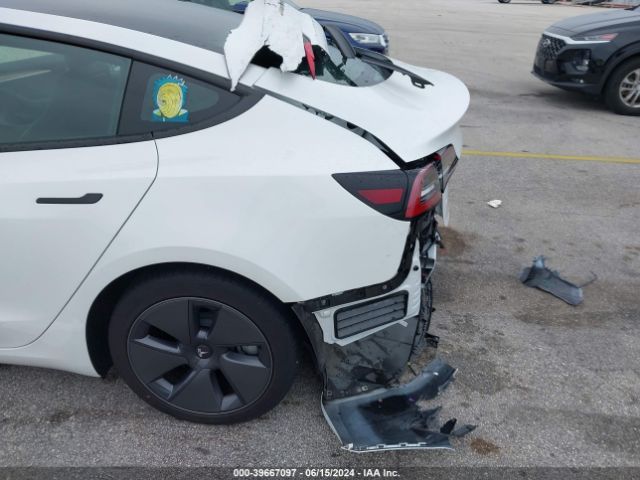 5YJ3E1EAXNF305827 Tesla Model 3 Rear-wheel Drive