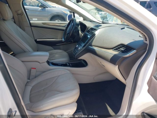 5LMCJ3D9XKUL08480 Lincoln Mkc Reserve