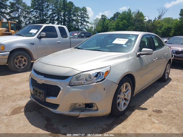 Chevrolet MALIBU 1LT 2015 1G11C5SL7FF344939 Image 2