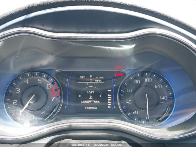 1C3CCCBBXFN746797 Chrysler 200 S