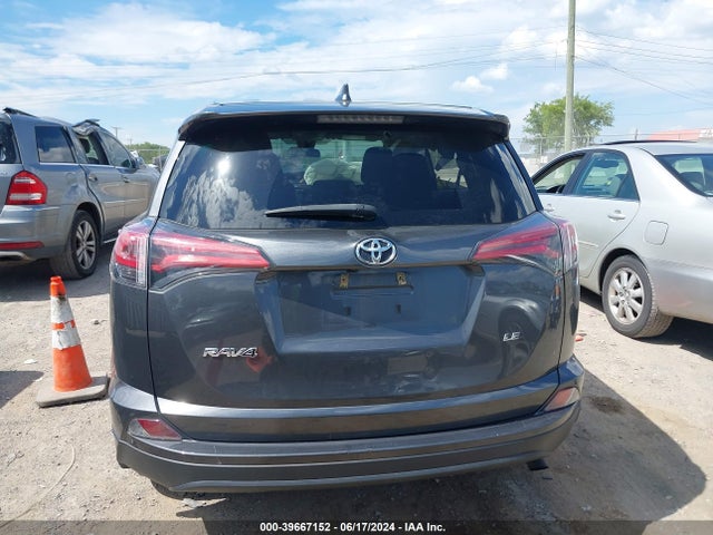 Toyota RAV4 LE 2018 2T3ZFREV9JW507989 Image 16