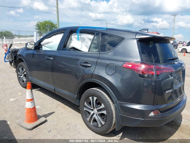 Toyota RAV4 LE 2018 2T3ZFREV9JW507989 Image 3