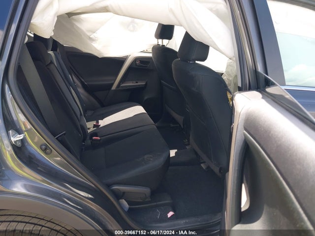 Toyota RAV4 LE 2018 2T3ZFREV9JW507989 Image 8