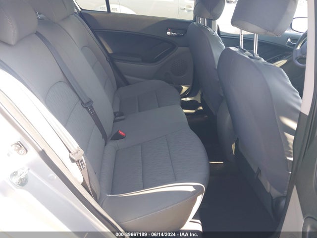 KIA FORTE LX 2016 KNAFK4A62G5610989 Image 8