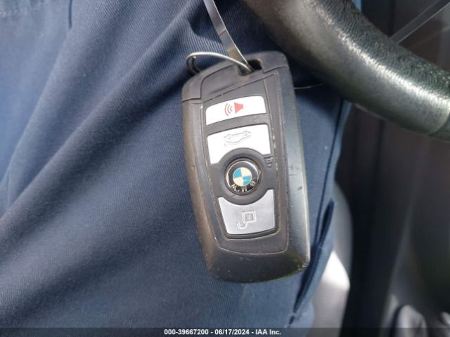 WBA8E1G55JNU90433 BMW 320i