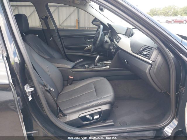 WBA8E1G55JNU90433 BMW 320i