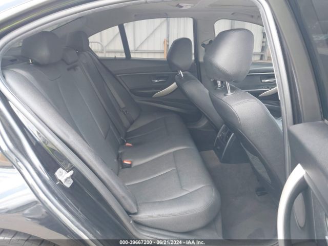 WBA8E1G55JNU90433 BMW 320i