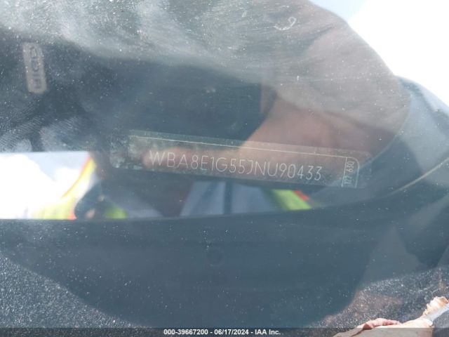 WBA8E1G55JNU90433 BMW 320i
