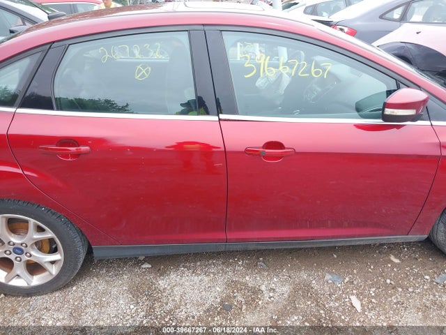 Ford Focus Titanium 2014 1FADP3J22EL267232 Image 13