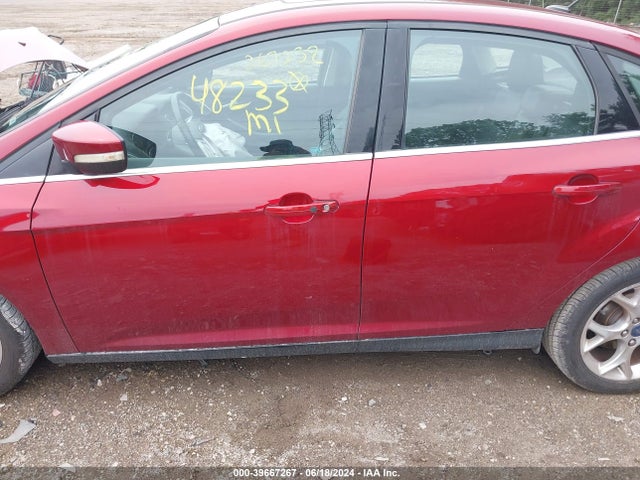 Ford Focus Titanium 2014 1FADP3J22EL267232 Image 14