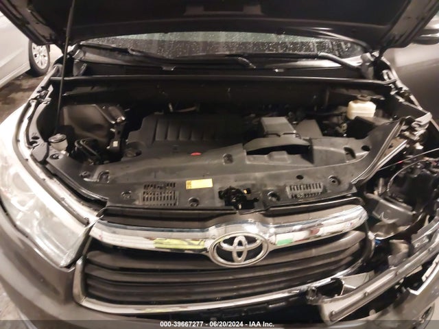 Toyota Highlander Xle V6 2016 5TDJKRFH3GS273330 Image 10