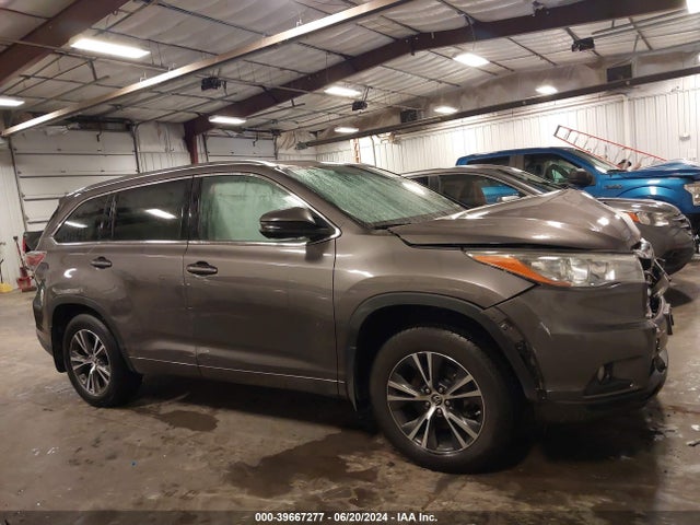 Toyota Highlander Xle V6 2016 5TDJKRFH3GS273330 Image 13