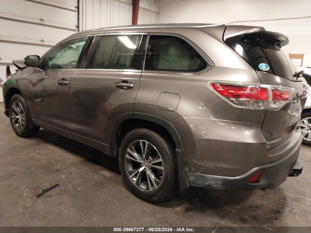 Toyota Highlander Xle V6 2016 5TDJKRFH3GS273330 Image 3