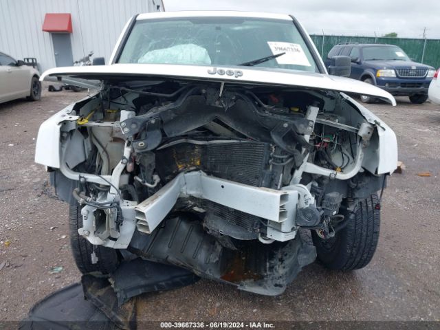 1C4NJPBA4GD754362 Jeep Patriot Sport Se