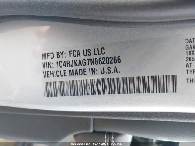 1C4RJKAG7N8620266 Jeep Grand Cherokee L Laredo 4x4
