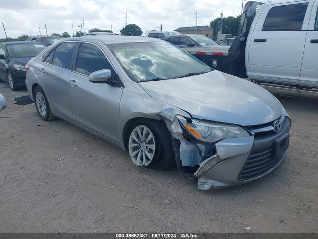 Toyota CAMRY LE 2015 4T4BF1FK4FR505015 главное изображение