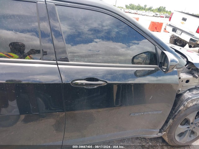 3C4NJCBB6MT560116 Jeep Compass Altitude Fwd
