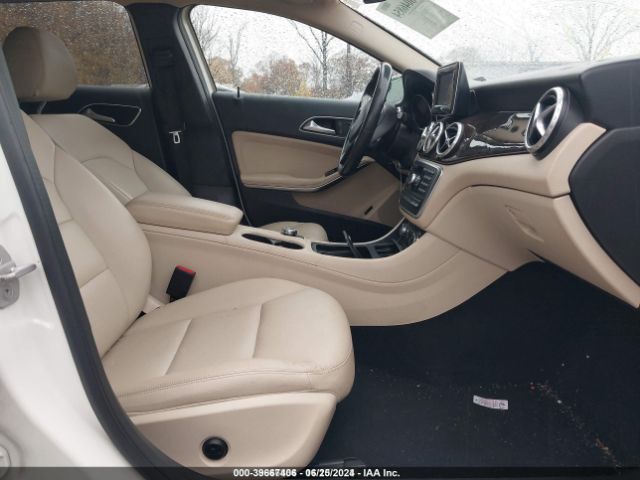 2015 MERCEDES-BENZ GLA 250 WDCTG4GB5FJ098589 Photo 4
