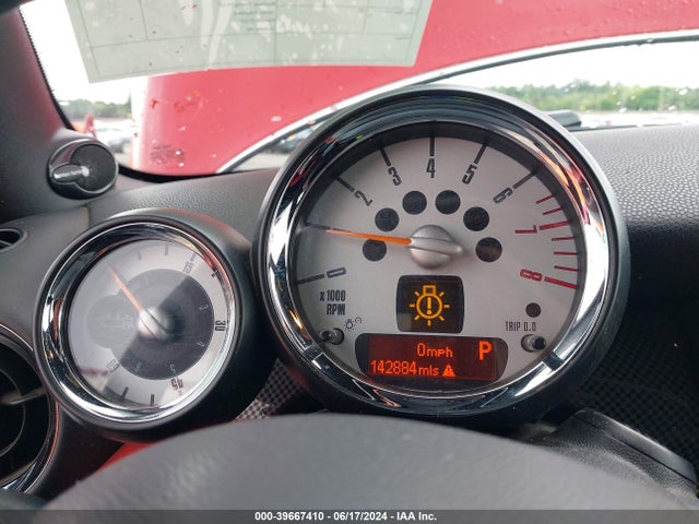 2011 MINI COOPER S WMWZP3C53BTX82675 Photo 6