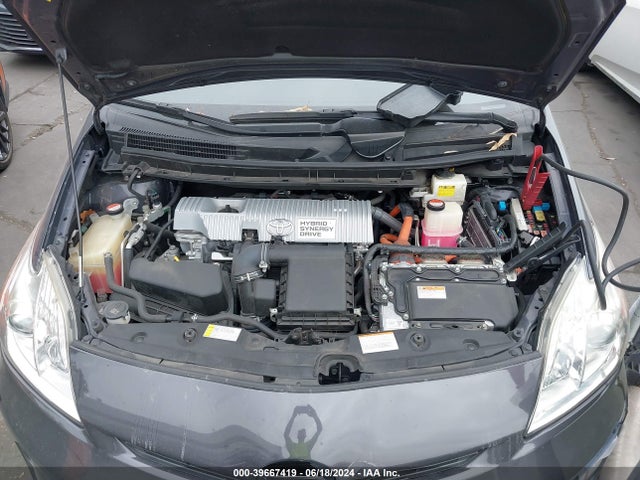 Toyota Prius Two 2015 JTDKN3DU8F0462078 Image 10