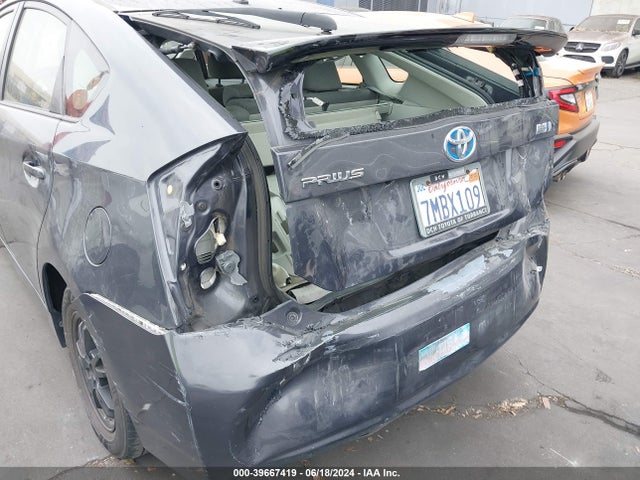 Toyota Prius Two 2015 JTDKN3DU8F0462078 Image 19