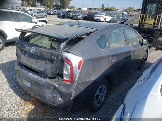 Toyota Prius Two 2015 JTDKN3DU8F0462078 Image 4