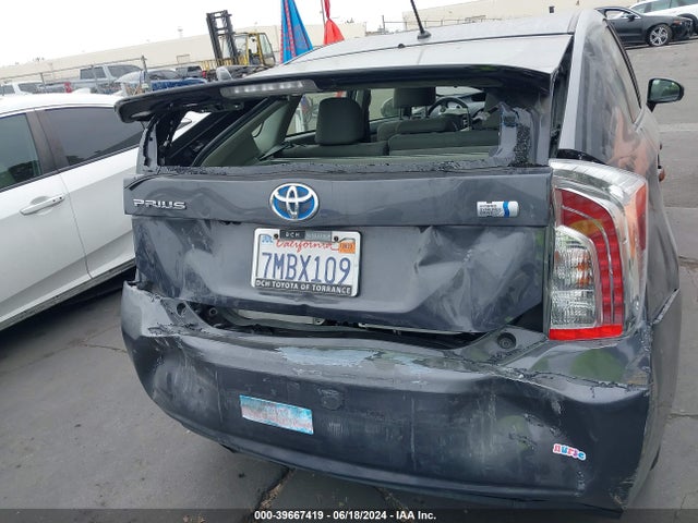 Toyota Prius Two 2015 JTDKN3DU8F0462078 Image 6