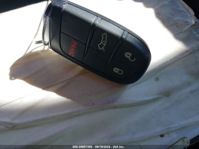 2C3CDZAG6LH113733 Dodge Challenger Sxt