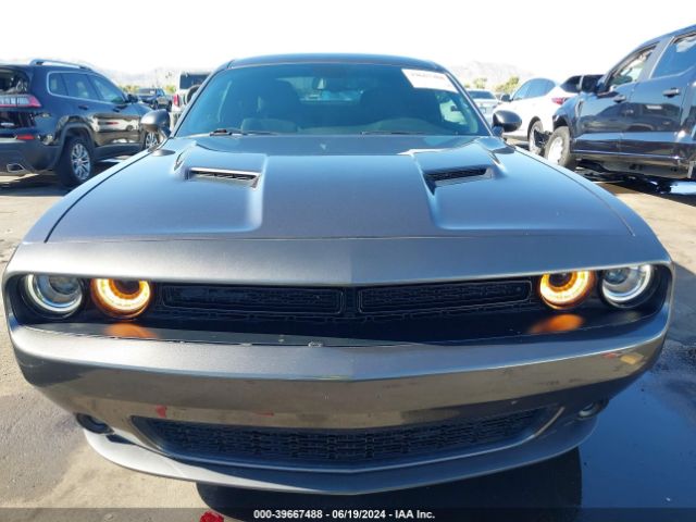 2C3CDZAG6LH113733 Dodge Challenger Sxt